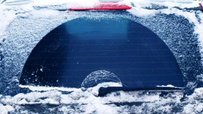 Test de cultură generală. Cât de des ar trebui să-ți speli mașina?