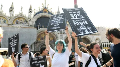 Cum au protestat activiștii Extinction Rebellion în prima zi a nunții lui Jeff Bezos la Veneția