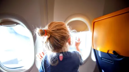 Motivul pentru care jaluzelele avioanelor trebuie ridicate la decolare și aterizare