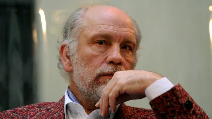 John Malkovich, singurul actor de la Hollywood care a devenit și creator de modă