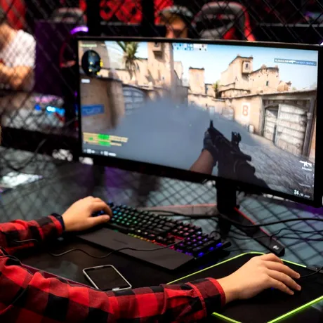Paris Major 2023 va fi ultimul turneu important de CS:GO. Valve forțează trecerea la Counter-Strike 2