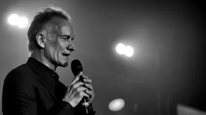 De ce a fost dat în judecată Sting de către colegii din trupa The Police?