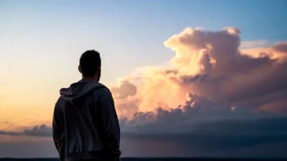 Ce spune știința despre oamenii singuri?