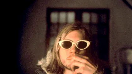 Kurt Cobain, viața unui om prins între sensibilitate, faimă și autodistrugere. „Vreau să cred în Dumnezeu. Vreau să mă iubesc. Dar sunt blocat în acest paradox nenorocit”
