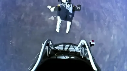 Felix Baumgartner, prima persoană din lume care a depăşit viteza sunetului fără a se afla într-un avion. „Uneori trebuie să te ridici foarte sus pentru a înțelege cât de mic ești cu adevărat”