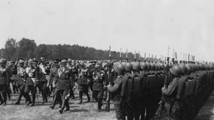 De ce i-a convocat Carol al II-a pe ambasadorii marilor puteri după atacul nazist asupra Franței