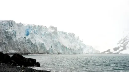 Un eveniment misterios în Antarctica a eliberat carbonul care a încălzit Pământul