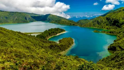 Arhipelagul Azore, una dintre cele mai spectaculoase destinații europene pentru vacanțele de vară