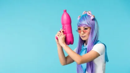 BANCUL ZILEI. BULĂ: – M-a pus dracu să-mi iau păpușă gonflabilă inteligentă!