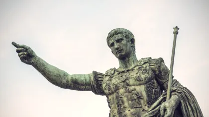 Adoptarea Calendarului iulian. Cine a fost iniţiatorul acestui demers