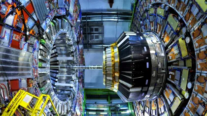 Fizicienii de la CERN au recreat condițiile din prima milisecundă a Universului