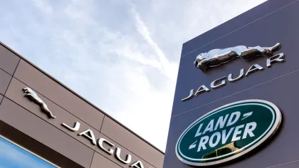 Producția auto din Marea Britanie a coborât la un minim istoric în 2025