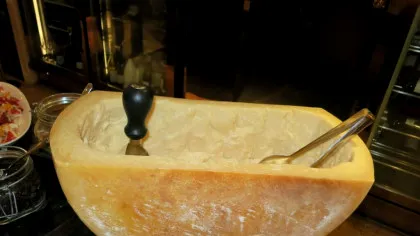 Test de cultură generală. Care brânză are microcipuri în coajă?