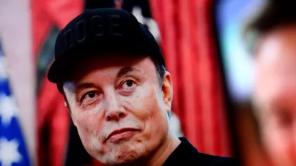 Elon Musk este primul om din lume cu o avere de jumătate de trilion de dolari