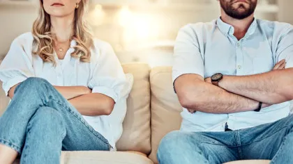 Tratamenul letal al tăcerii. Despre oamenii care pedepsesc prin lipsa comunicării