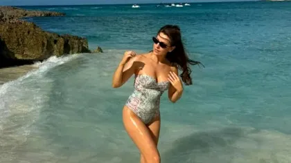 FOTO. Simona Țăranu, splendoare în Caraibe. Prezentatoarea TV, imagini hot în costum de baie