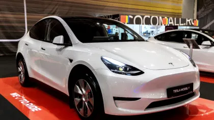Peste 14.000 de mașini electrice Tesla, rechemate. Ce modele sunt vizate?