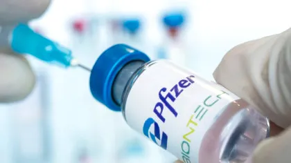 Polonia a atacat decizia de a plăti 1,3 miliarde de euro pe vaccinurile Pfizer