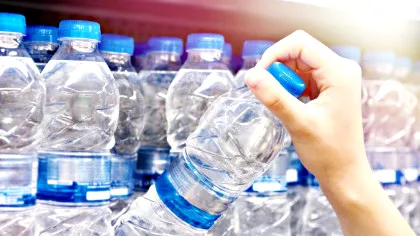 Plasticul ar putea influența obezitatea, infertilitatea și astmul, avertizează o analiză