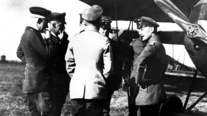 România lui Carol al II-lea, între prudență și amenințarea germană