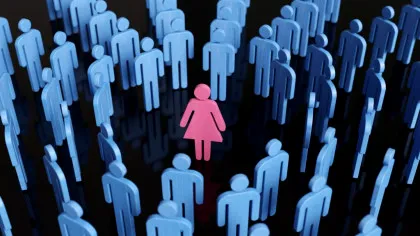 Misoginia online, o problemă pentru adolescenți. Specialiștii cer reguli mai stricte