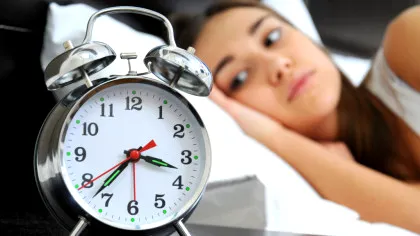 Un studiu ar fi aflat de ce femeile dorm mai puțin și mai prost decât bărbații