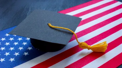 Statele Unite nu mai vor studenți internaționali, arată cele mai noi cifre
