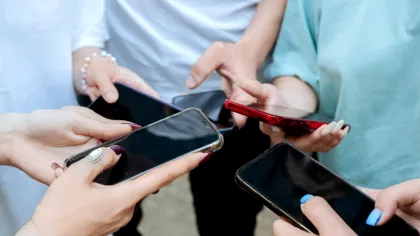 O ceartă în familie din cauza unui telefon iPhone s-a sfârșit tragic