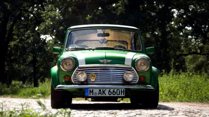 Istoria Mini Cooper: de la mic la legendar. Un simbol pe patru roti