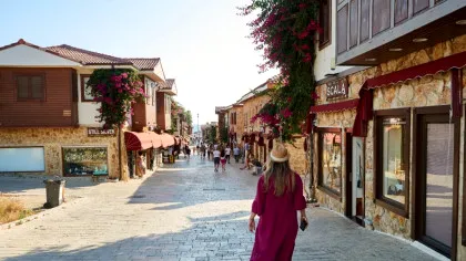 Orașul antic Side, poarta către trecut de pe Riviera Turcă