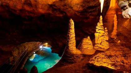 Cea mai veche peșteră din lume exista cu mult timp înaintea dinozaurilor