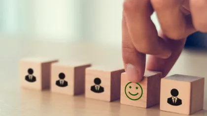 Angajați fericiți, economii afectate: Cât costă o zi liberă legală și cine plătește?