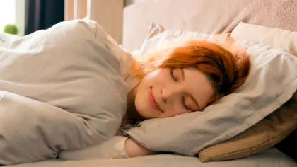 Oamenii de știință au dezvăluit durata ideală de somn pentru a reduce riscul de demență