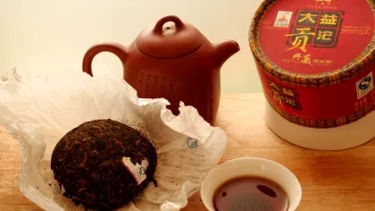 Pu-erh: ceaiul care se învechește ca vinul și poate ajunge să valoreze cât o mașină de lux