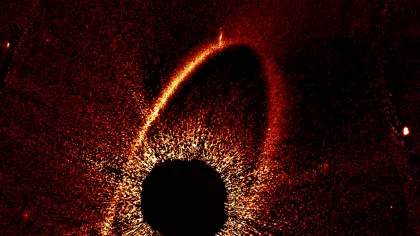 VIDEO Astronomii au descifrat misterul centurii de praf din jurul stelei Fomalhaut / Coliziuni cosmice au dus la formarea „Ochiului lui Sauron”