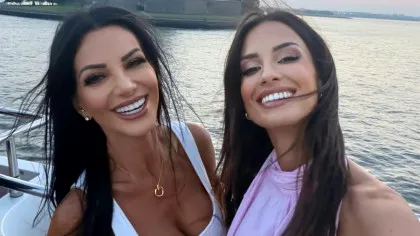 „Atât de sexy”. Prezentatoarea TV s-a pozat alături de sora ei și fanii au reacționat