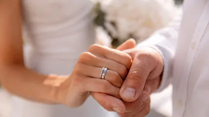 Ce facem cu banii primiți la nuntă: trebuie sau nu declarați la ANAF?