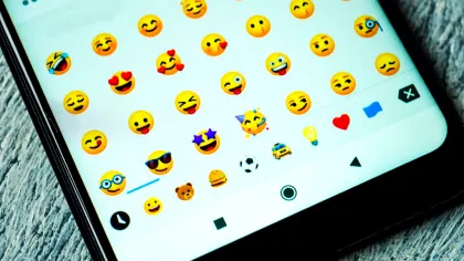 Ce spune știința despre oamenii care folosesc emoji-uri în mesaje?