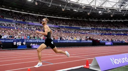 Un sportiv britanic a doborât unul dintre cele mai vechi recorduri mondiale din atletism