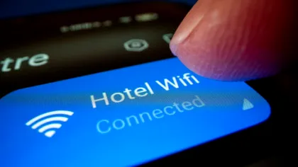 De ce rețelele Wi-Fi din hoteluri și aeroporturi pot fi mai periculoase decât credem?