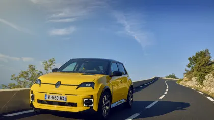 RAPORT Piața auto din România, a doua cea mai mare creștere din UE / Avans de 114% pentru înmatriculările locale de mașini electrice / Creștere de 1,4% în înmatriculările la nivel european – ACEA