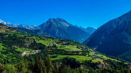 Tragedie în Italia: O alpinistă de origine română a murit după ce a căzut de pe un ghețar