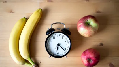 O analiză a confirmat că postul intermitent nu este mai eficient decât alte diete pentru pierderea în greutate